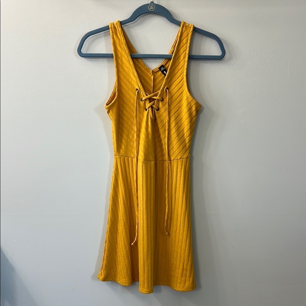 Design Lab Yellow Ribbed Sleeveless Tie Up V Neck Skater Dress Small